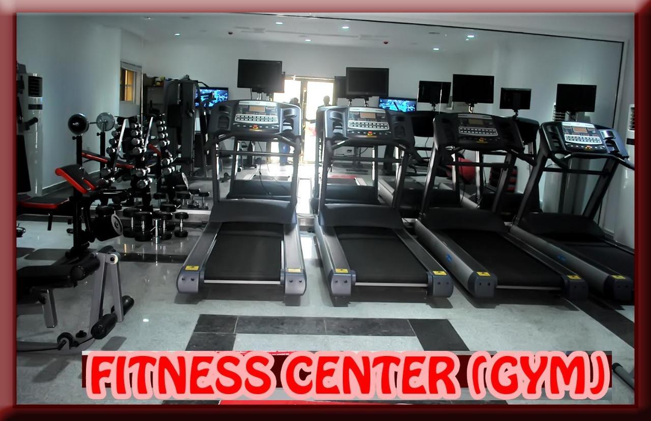 Immaculate Royal Int'L Hotel Owerri Buitenkant foto
